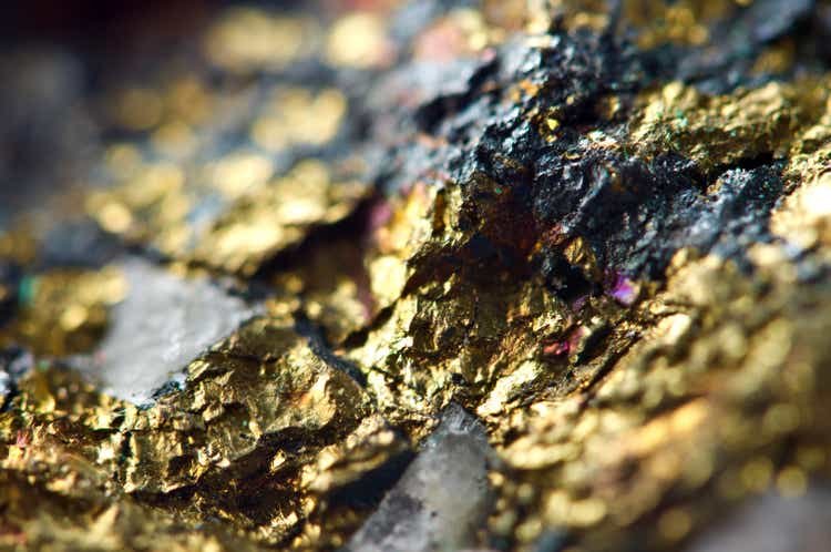 Argonaut Gold achieves first gold pour at Magino mine in Ontario (OTCMKTS:ARNGF)