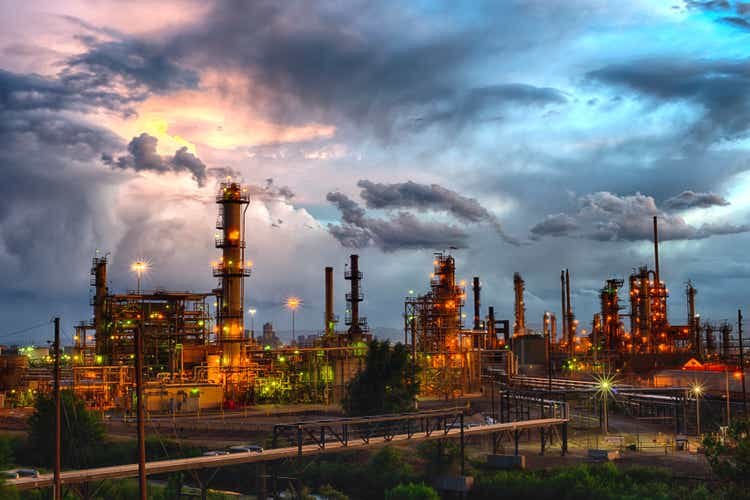 Marathon Petroleum says will not bid in Citgo refinery asset auction (NYSE:MPC)