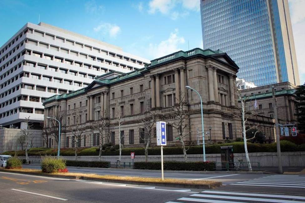 Trillions of yen pile up at the BOJ: “Another sign that sub-zero rate policy close to end”