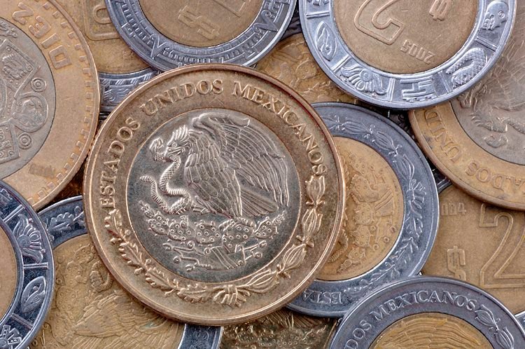 Mexican Peso surges ahead, brushes off Banxico’s dovish stance