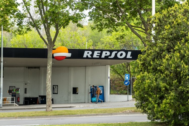 Saudi Aramco’s talks to buy stake in Repsol’s renewables unit have stalled – Reuters
