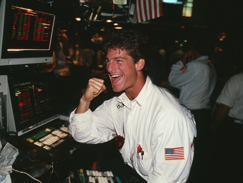 Incredible day in US stock markets extends, S&P 500 up 2%